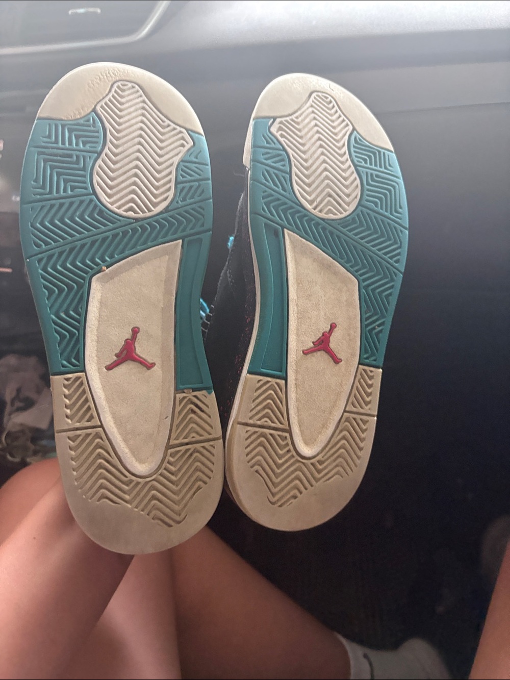 Jordan 4 size 3Y (USED) - Picture 4 of 5